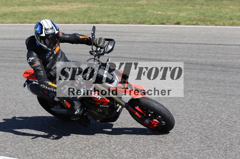 Archiv-2025/48 25.08.2025 Cornu Master School ADR/blau-bleu/7